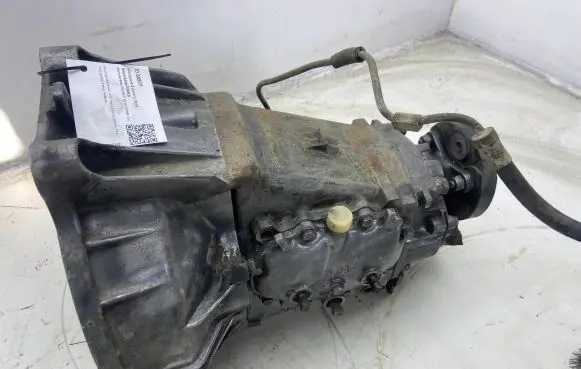 Mercedes-Benz 250 280 C CE W114 Manual 4 speed gearbox 1152612501 1152611619