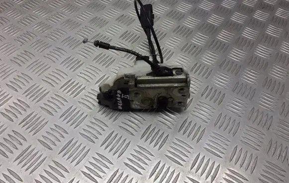Renault Megane II Front door lock 027776