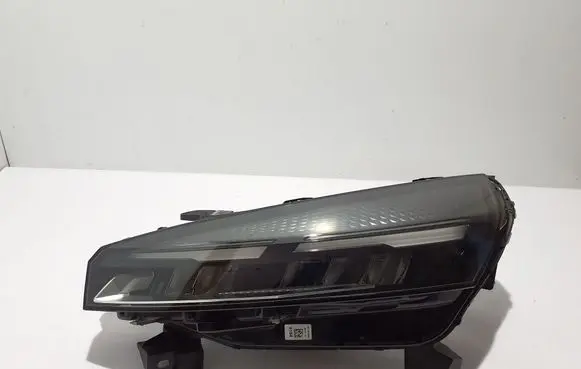 Renault Clio V Headlight/headlamp 260600149R