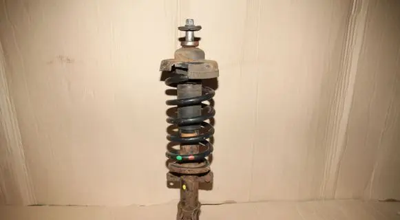 Opel Vivaro Front shock absorber with coil spring 8200728279