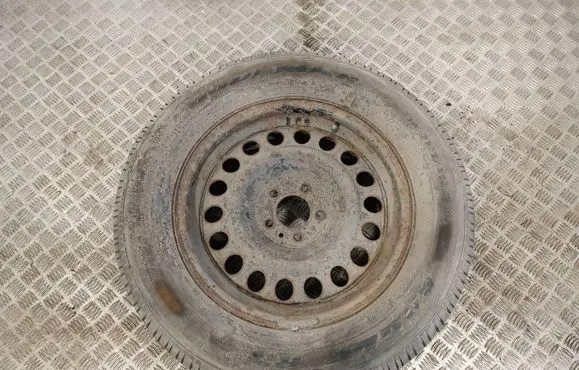 Dodge Nitro R17 spare wheel 