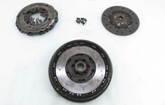 Volkswagen Sharan Dual mass flywheel 028141035P 028105264B