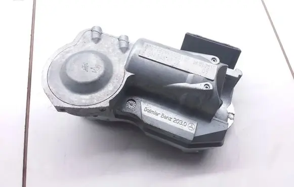 Mercedes-Benz Sprinter W906 Steering wheel lock A0375456132