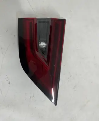 Nissan Juke II F16 Rear/tail lights 265556PA5A
