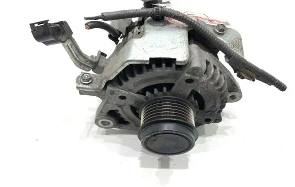 Toyota Yaris Generator/alternator 270600Y060