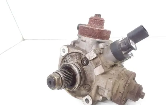 Audi A6 S6 C7 4G Fuel injection high pressure pump 059130755BG 0445010642