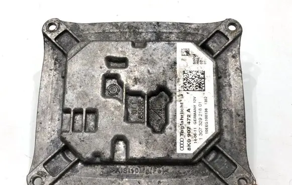 Audi A4 S4 B8 8K Voltage converter/converter module 
