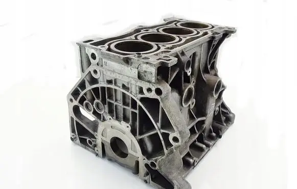 Volkswagen Golf VII Engine block 04E103011CL