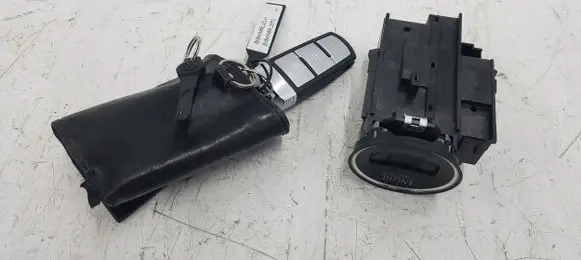 Volkswagen PASSAT B6 Ignition lock 3C0905843Q