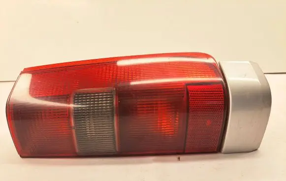 Volvo S70 V70 V70 XC Rear/tail lights 3512426 3512320