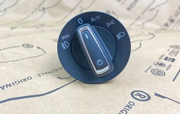 Volkswagen Golf VII Light switch 5GM941431B