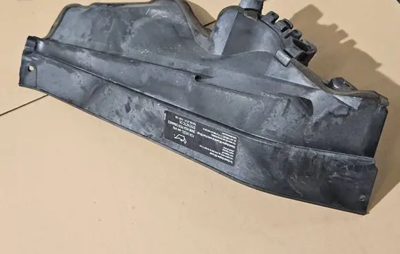 BMW X5 E70 Other engine bay part 7169420 10834110