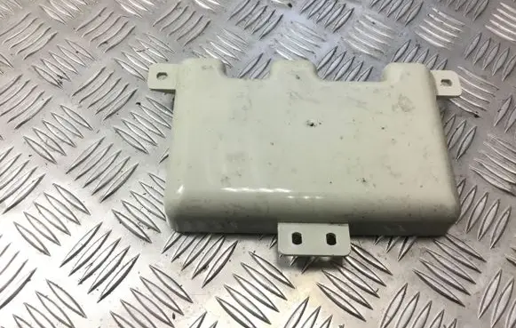 BMW 6 F12 F13 Aerial antenna amplifier 6957347