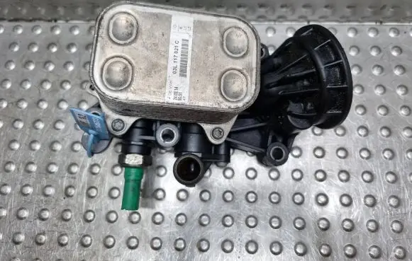 Skoda Fabia Mk3 (NJ) Oil filter mounting bracket 04B115389B
