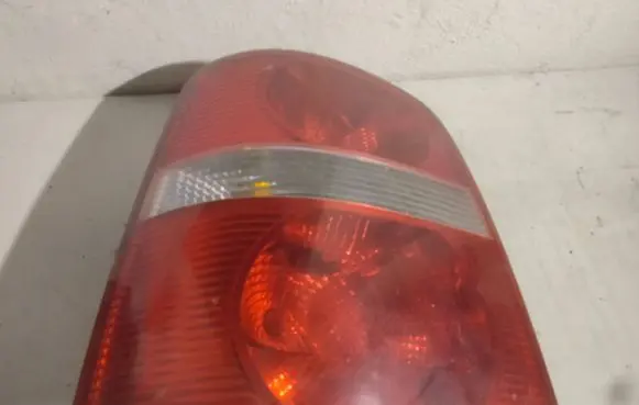 Volkswagen Touran I Rear/tail lights 1T0945111B 1T0945095C