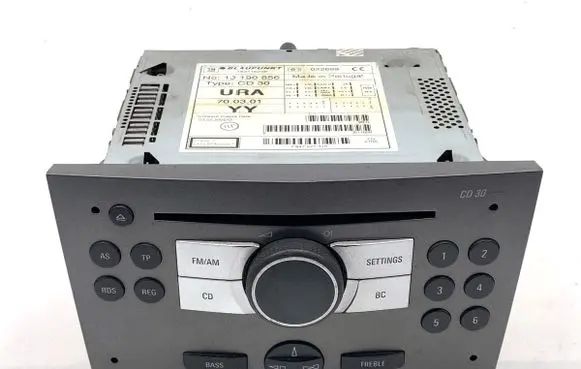 Opel Zafira B Radio/CD/DVD/GPS head unit 13190856