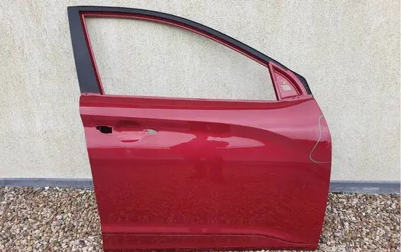 Hyundai Kona I Front door 