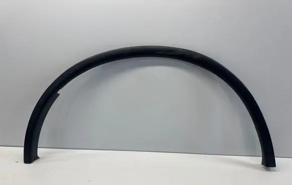 Dodge Durango III Front arch trim 57010618AA