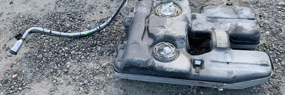 Chevrolet Traverse II Fuel tank 