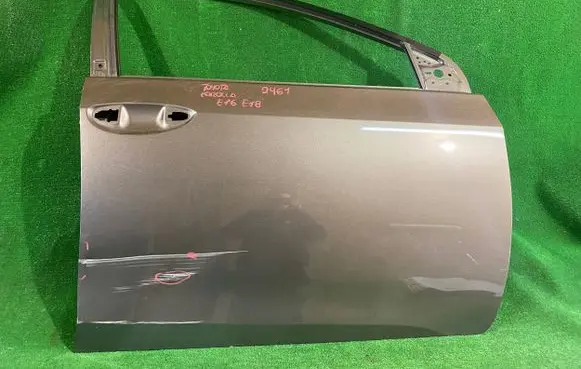 Toyota Corolla E160 E170 Front door