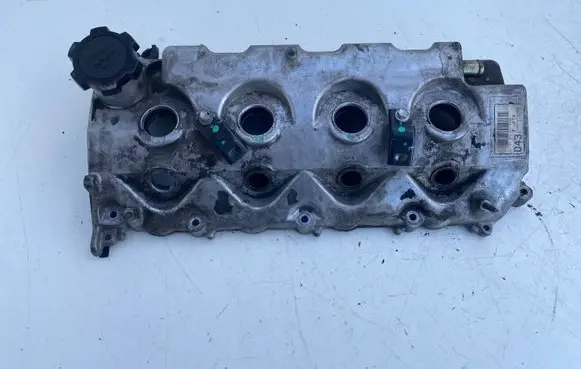 Toyota Avensis T220 Rocker cam cover TFTW