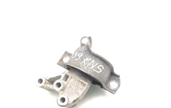 Ford Ka Engine mount bracket