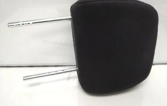 Mitsubishi Outlander Front seat headrest 