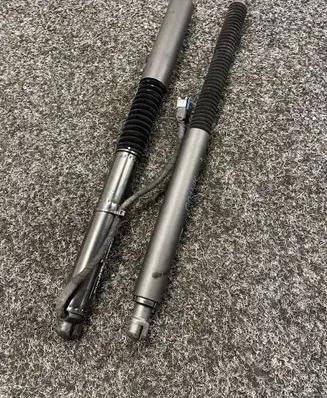 BMW X3 G01 Tailgate strut 7397322 7497482