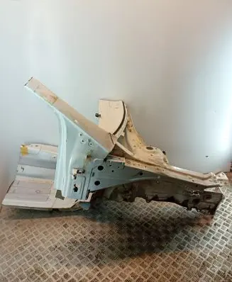 Seat Leon (5F) Front quarter panel 