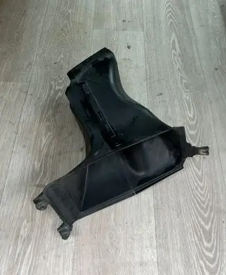 BMW 3 E92 E93 Air intake duct part 8047408 51748047408