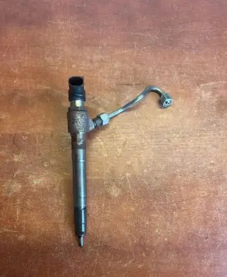 Fuel injector