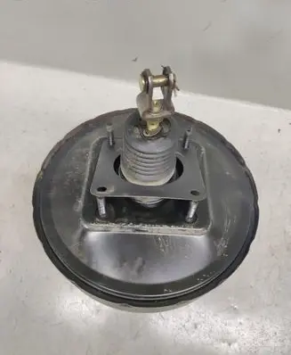 Toyota Corolla E120 E130 Brake booster 87402211