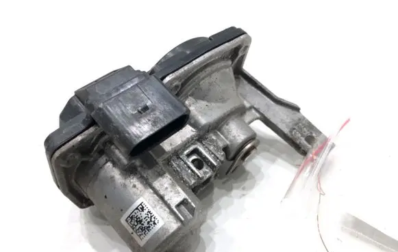 Audi A6 Allroad C8 Engine shut-off valve 8W0253691A