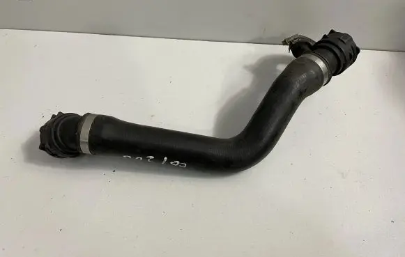 BMW 5 E60 E61 Engine coolant pipe/hose 7789722