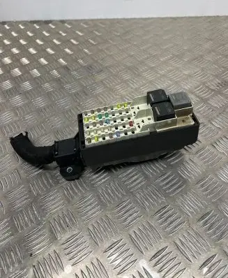 Jaguar XF X260 Fuse module