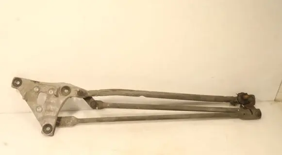 Volvo C30 Front wiper linkage 4755
