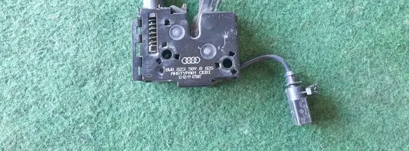 Audi A4 S4 B9 8W Engine bonnet/hood lock/catch 8W0823509B