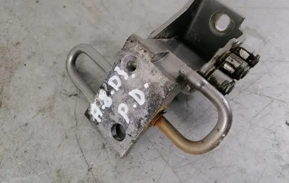 Audi A8 S8 D3 4E Front door lower hinge 4E0831412A