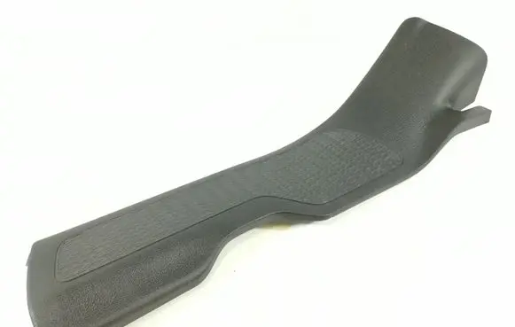 Jeep Grand Cherokee WL Rear sill trim cover 6XP38TX7AE