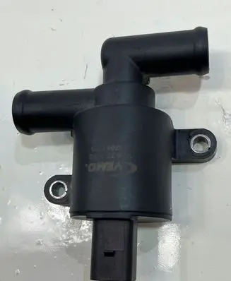 Audi A8 S8 D5 Turbo solenoid valve V15-77-1043 l 888.119.406