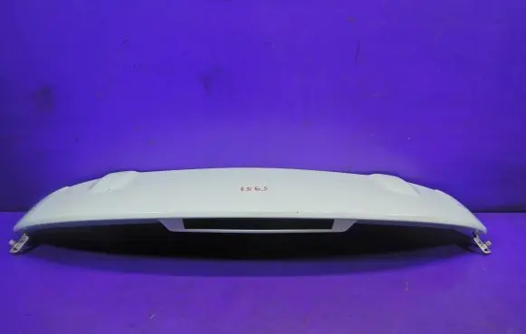 Tailgate/trunk spoiler
