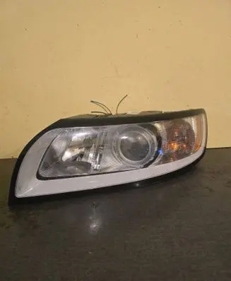 Volvo V50 Headlight/headlamp 31265694 0301237201