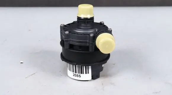 Mercedes-Benz C W206 Water pump A0005003700 20358110146