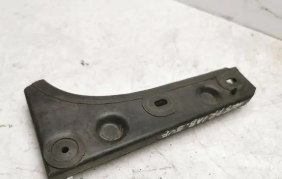 Audi A6 S6 C5 4B Front bumper mounting bracket 4B0807284B