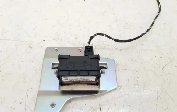 BMW 1 E81 E87 ESP acceleration yaw rate sensor 17010325