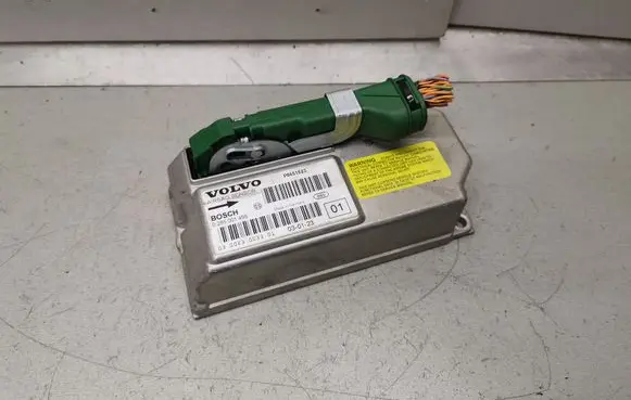 Volvo XC70 Airbag control unit/module 0285001456 8651523
