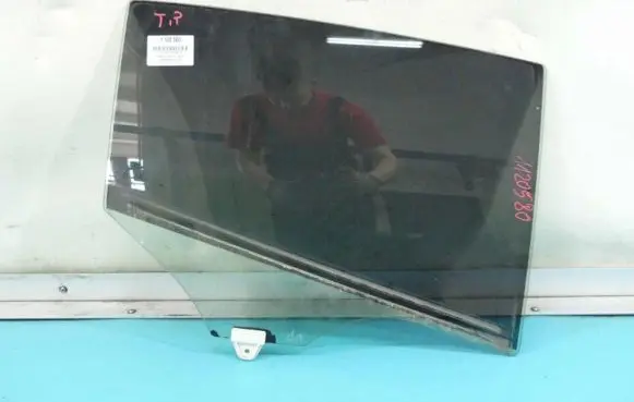 Mazda 3 III Rear door window glass IMPRK1120580
