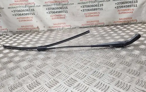 Audi A4 S4 B8 8K Front wiper blade arm 8K1955407