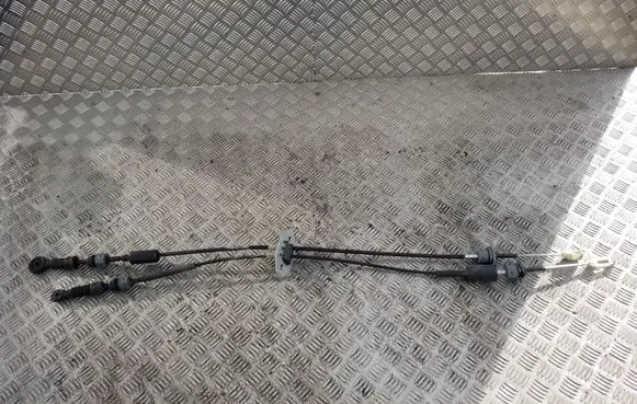 KIA Sportage Gear shift cable linkage