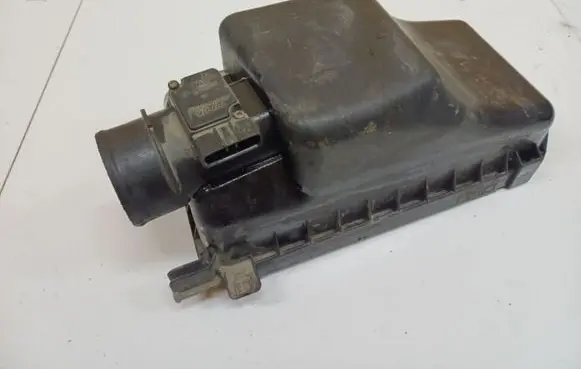 Toyota Previa (XR30, XR40) II Air filter box 